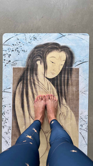 Fantôme. Shibata Zeshin, tapis de yoga